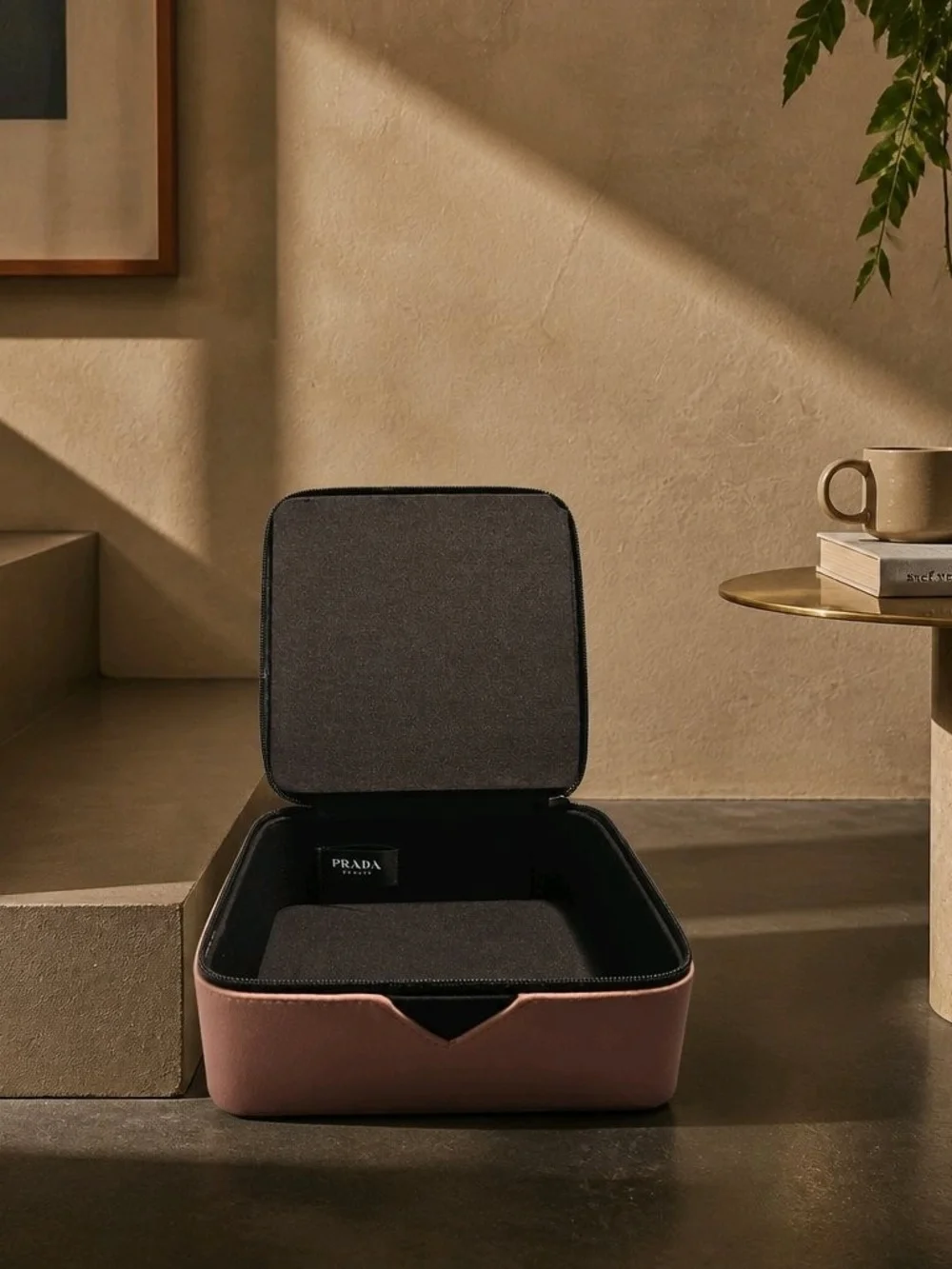 Prada this item
